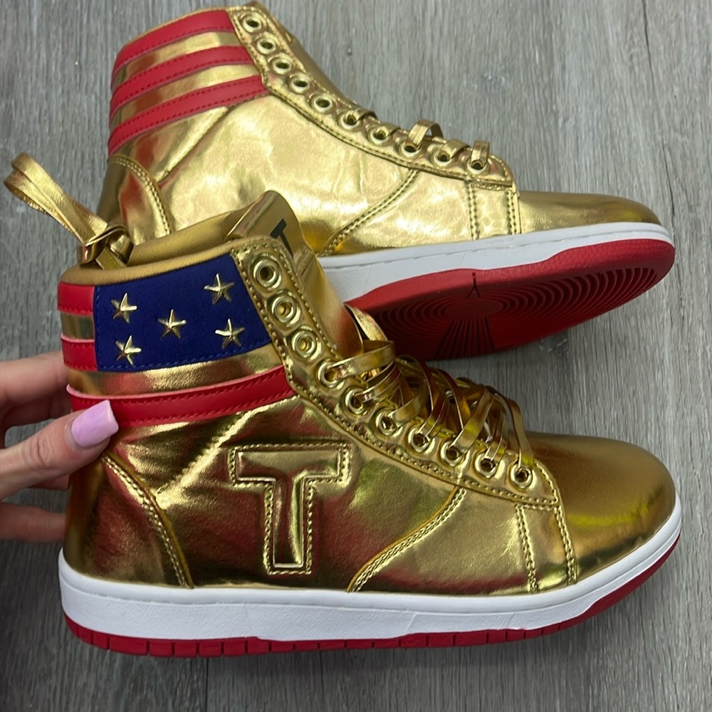 Donald Trump Sneakers MAGA Gold size 7 USA Never Surrender